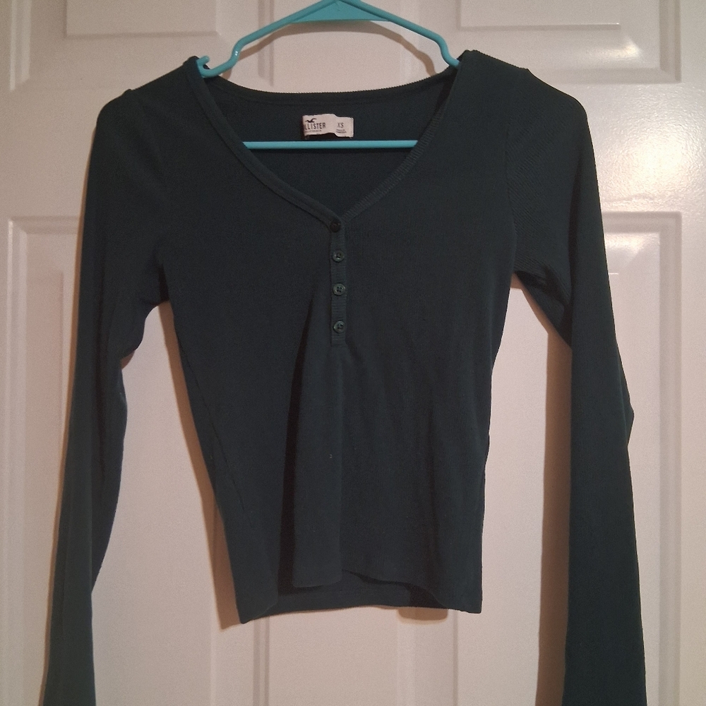 Hollister Deep Green V-Neck Long Sleeve Blouse